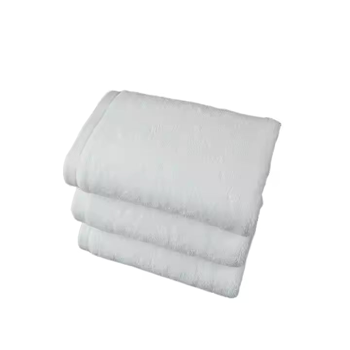 Serviettes empilées | Serviettes de bain hôtel 100% coton OEKO-TEX Maroc | Hotel bath towels 100% OEKO-TEX cotton Morocco 